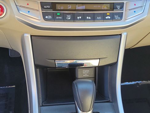 Used 2015 Honda Accord EX-L image 22