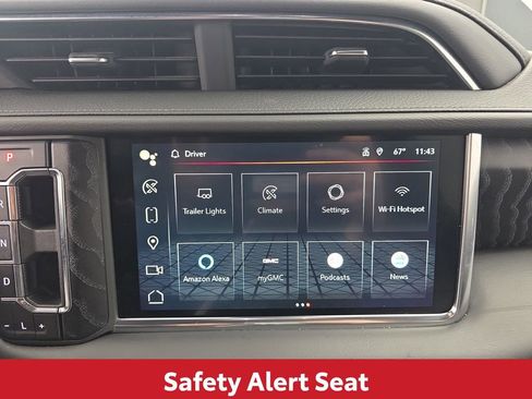 Used 2024 GMC Yukon Denali AWD/4WD image 35