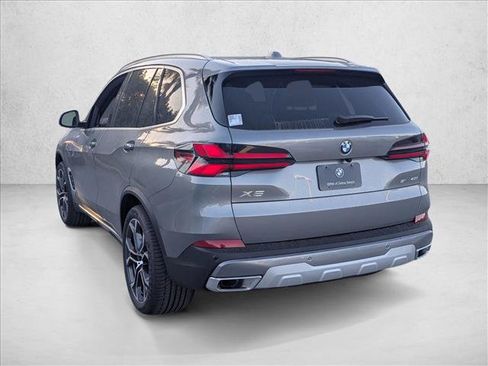 Used 2026 BMW X5 sDrive40i w/ Climate Comfort Package RWD image 8
