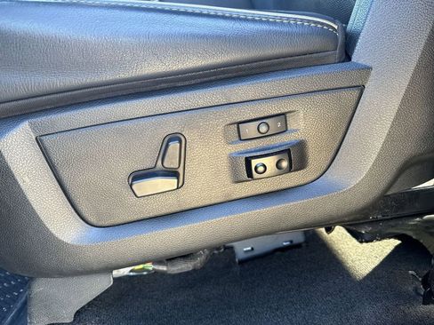 Used 2017 RAM 1500 Limited image 15