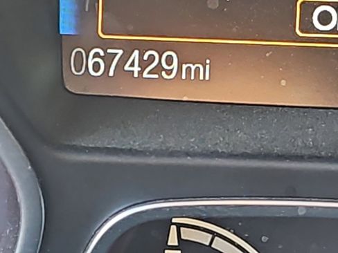 Used 2018 Ford Focus ST image 2