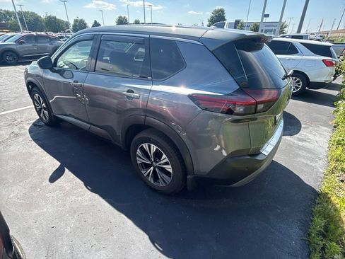 Certified 2021 Nissan Rogue SV AWD/4WD image 4