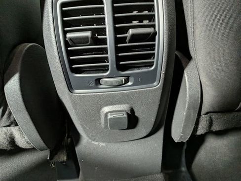 Used 2017 Ford Escape SE FWD image 22