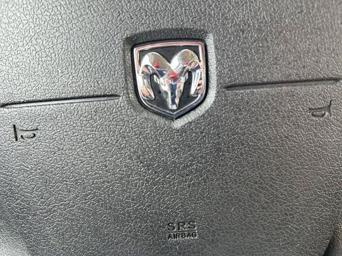 Used 2010 Dodge Journey SXT FWD image 18