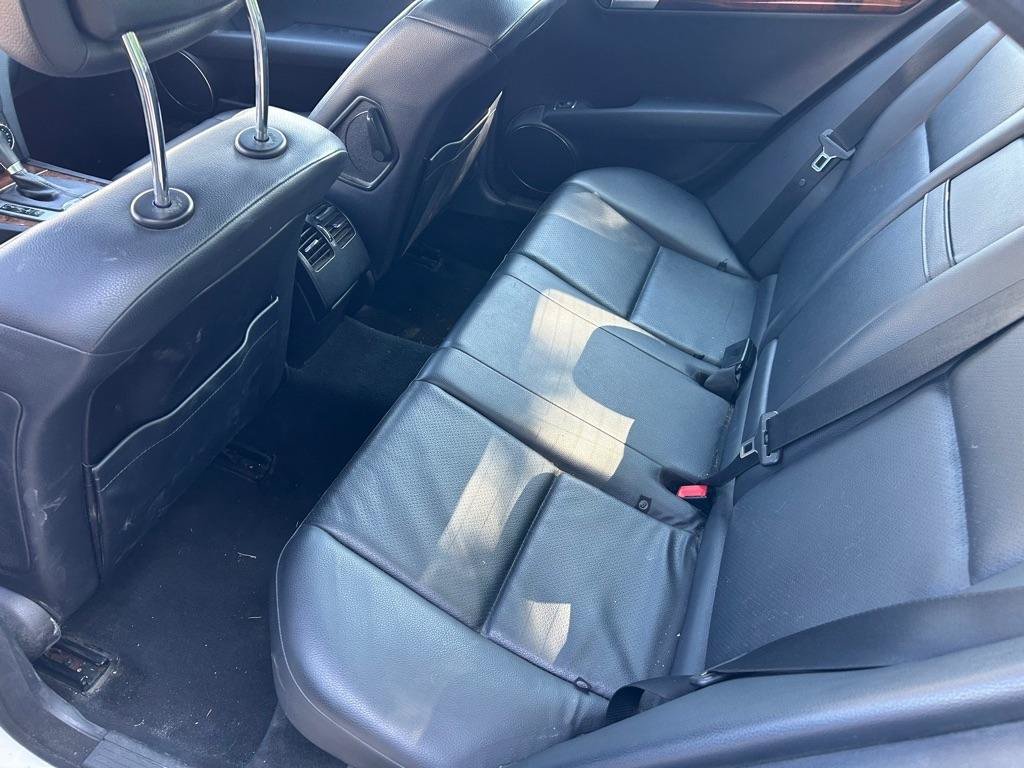 Used 2013 Mercedes-Benz C 300 4MATIC Sedan image 18