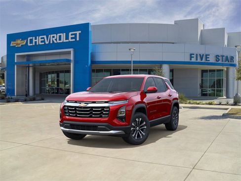 New 2026 Chevrolet Equinox LT w/ Convenience Package II image 8