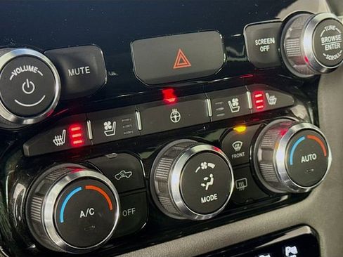 Used 2022 RAM 1500 Laramie image 21