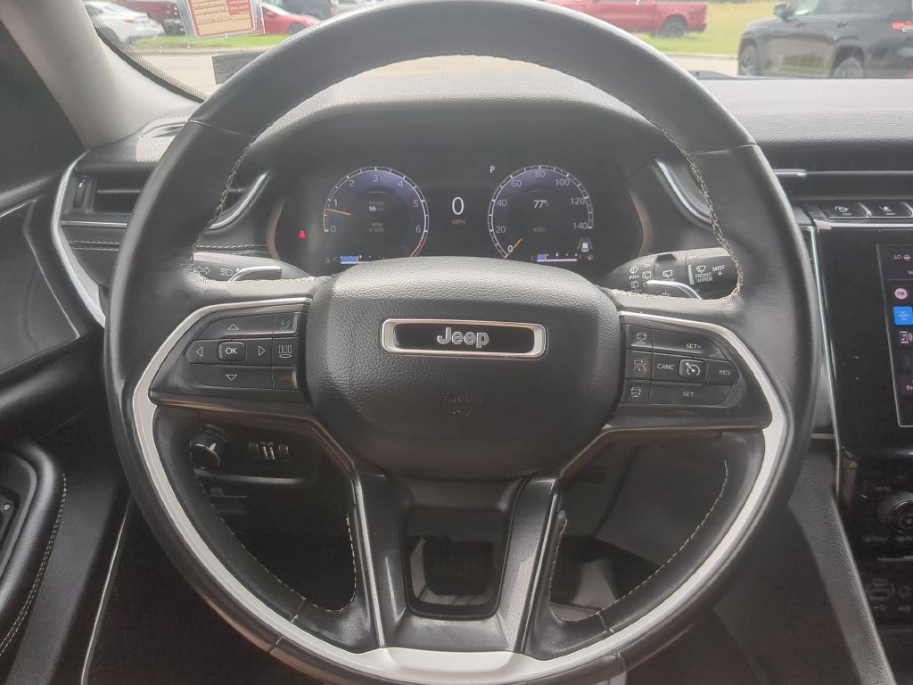 Used 2022 Jeep Grand Cherokee L Laredo w/ Luxury Tech Group I AWD/4WD image 22