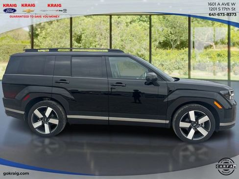 Used 2025 Hyundai Santa Fe Limited AWD/4WD image 4