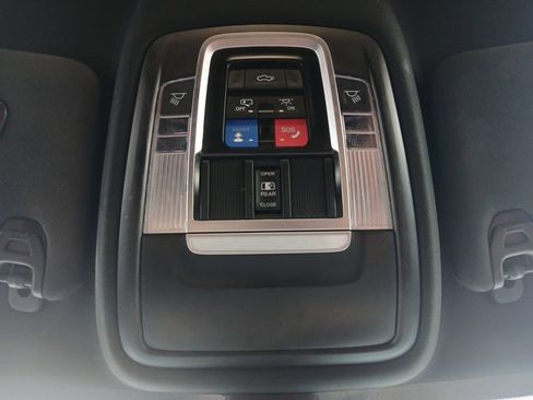 Used 2022 RAM 2500 Limited AWD/4WD image 7
