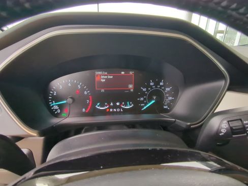 Used 2021 Ford Escape SEL image 11