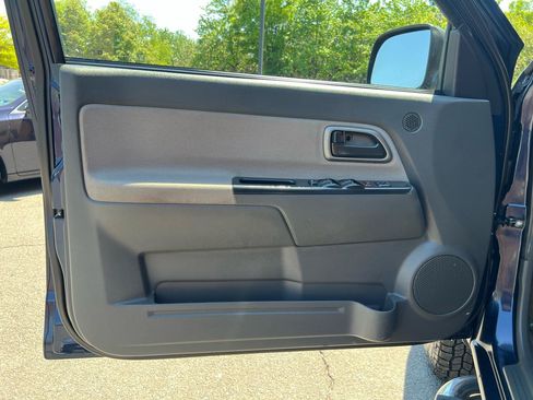 Used 2004 Chevrolet Colorado LS AWD/4WD image 32