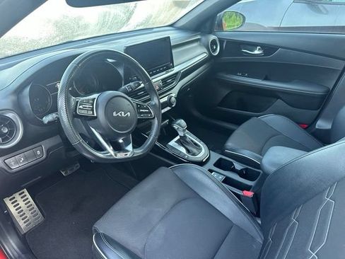 Used 2023 Kia Forte GT-Line w/ GT-Line Premium Package FWD image 9