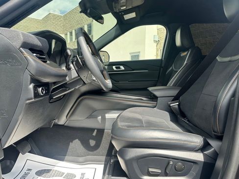 Used 2026 Ford Explorer Tremor AWD/4WD image 13
