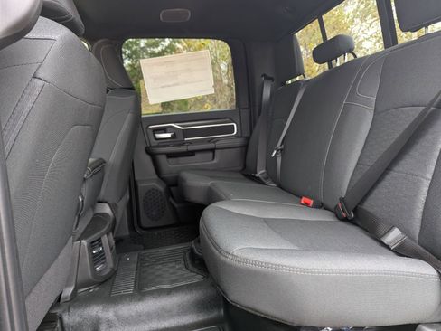New 2026 RAM 3500 Big Horn AWD/4WD image 19