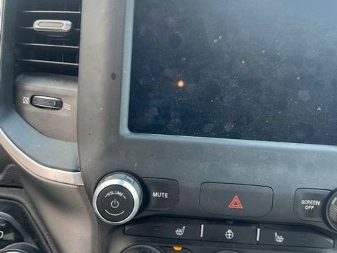 Used 2019 RAM 1500 Big Horn AWD/4WD image 16