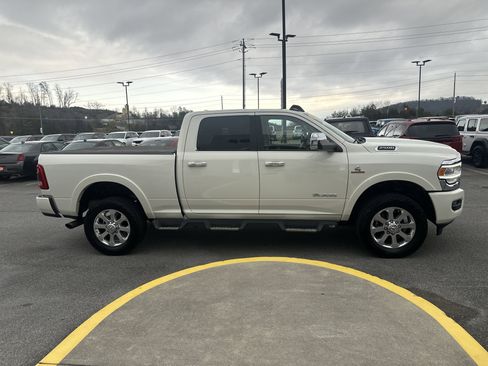 Used 2022 RAM 2500 Laramie image 6