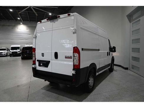 Used 2019 RAM ProMaster 1500 w/ Premium Appearance Group FWD image 5