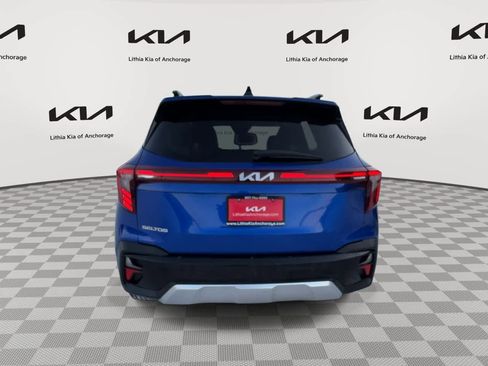Used 2024 Kia Seltos S image 7