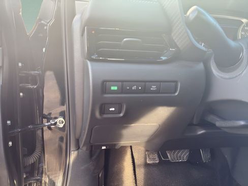 Used 2023 Nissan Sentra SV image 13