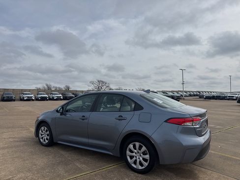 Used 2024 Toyota Corolla LE image 16