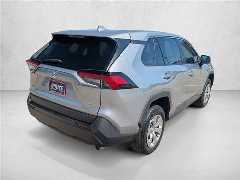 Used 2023 Toyota RAV4 LE FWD image 5