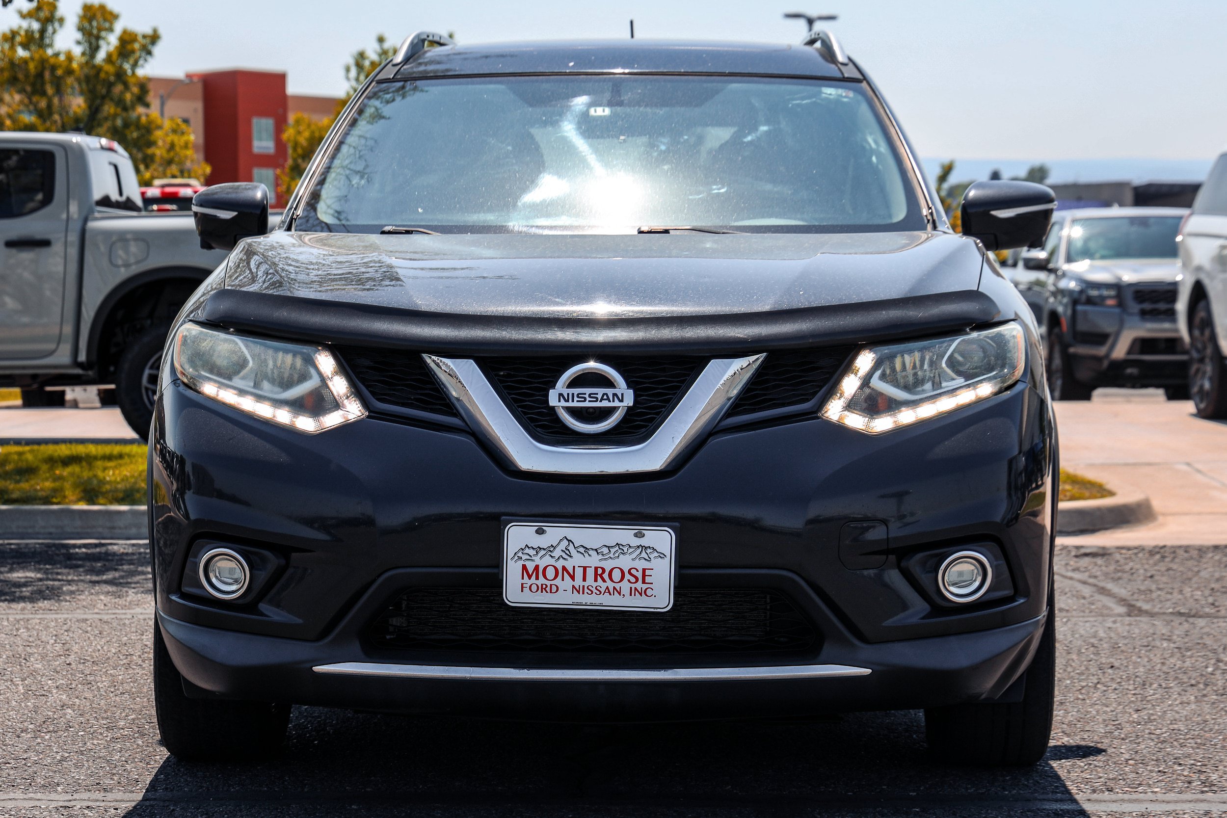 Used 2015 Nissan Rogue SL w/ SL Premium Package AWD/4WD image 2