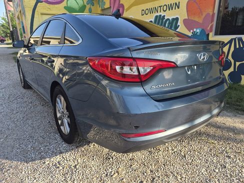 Used 2017 Hyundai Sonata SE w/ Cargo Package FWD image 9