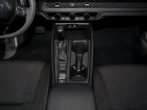 Certified 2025 Honda Accord SE image 25