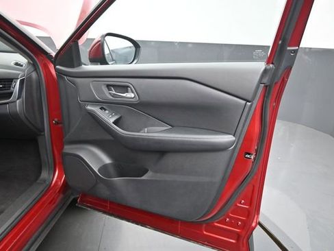 Used 2024 Nissan Rogue SV FWD image 20