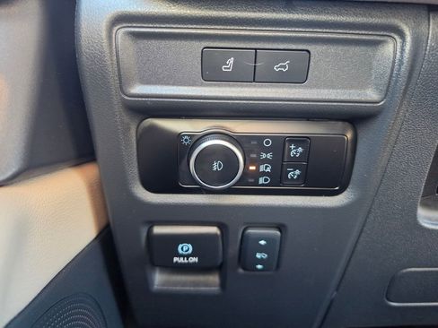 Used 2024 Ford Expedition Max Limited AWD/4WD image 22