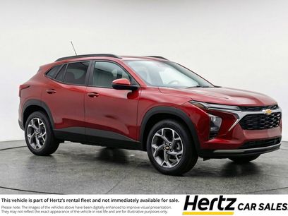 Used 2025 Chevrolet Trax LT