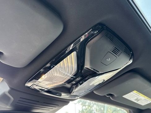 Used 2024 BMW X5 xDrive40i image 25