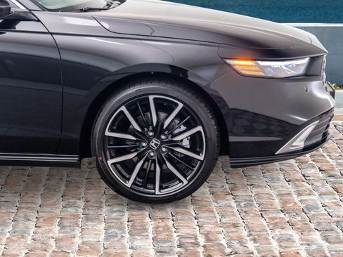 New 2025 Honda Accord Touring image 31