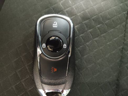 Used 2018 Buick Encore Preferred FWD image 32