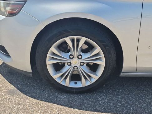 Used 2015 Chevrolet Impala LT w/ Convenience Package FWD image 13