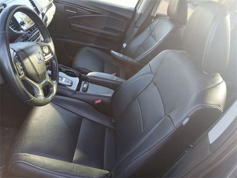 Used 2020 Honda Pilot Elite image 11