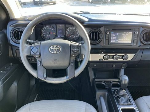 Used 2019 Toyota Tacoma SR image 14
