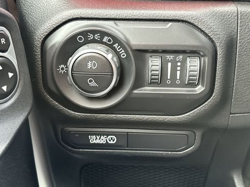 Used 2020 Jeep Gladiator Rubicon image 8