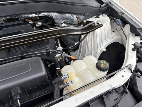 Used 2020 Ford Explorer Limited image 64