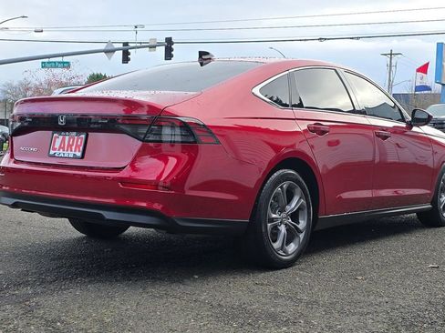 Used 2024 Honda Accord EX image 3