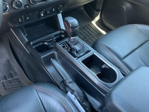 Used 2020 Toyota Tacoma TRD Pro AWD/4WD image 18
