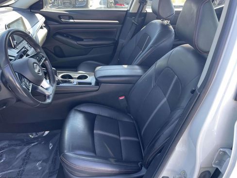 Used 2023 Nissan Altima 2.5 SR FWD image 27