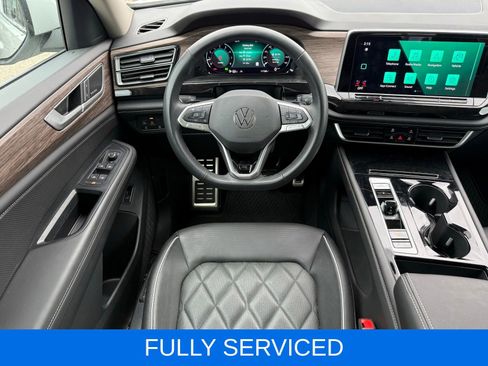 Used 2025 Volkswagen Atlas SEL Premium R-Line AWD/4WD image 30
