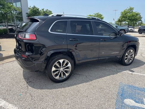 Used 2019 Jeep Cherokee Overland AWD/4WD image 27
