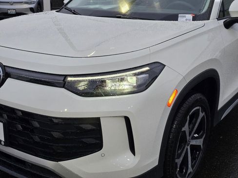 New 2026 Volkswagen Tiguan SE AWD/4WD image 9