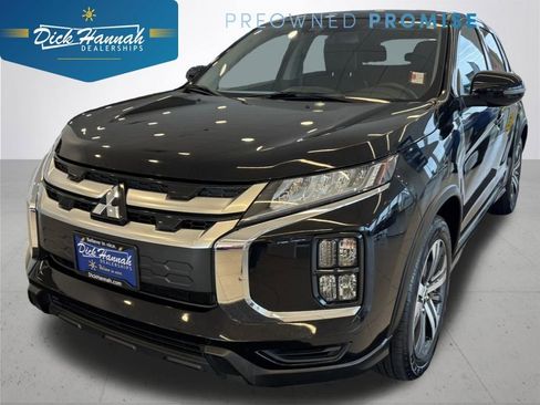 Used 2024 Mitsubishi Outlander Sport SE image 1