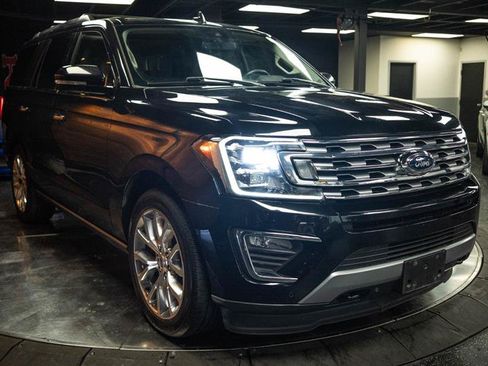 Used 2019 Ford Expedition Limited w/ Equipment Group 302A AWD/4WD image 5