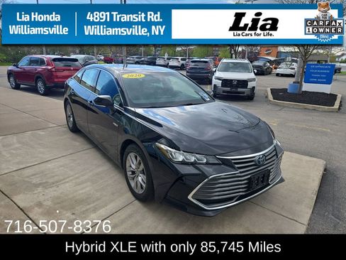 Used 2020 Toyota Avalon XLE w/ Moonroof Package FWD image 1