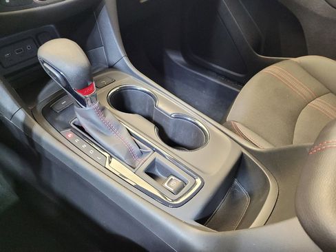 Used 2023 Chevrolet Equinox RS image 26